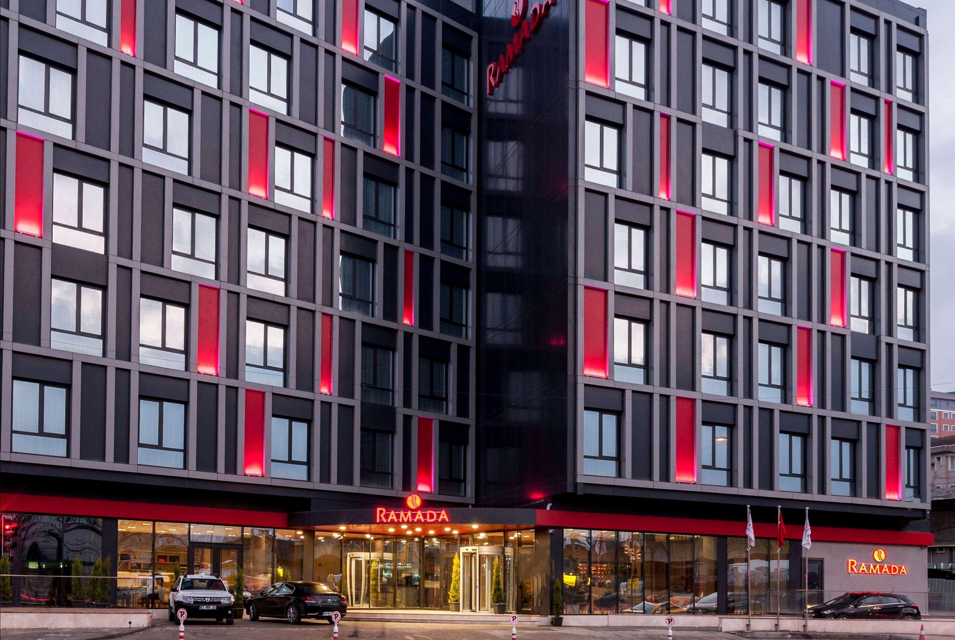 Ramada By Wyndham Istanbul Alibeykoy Hotel Buitenkant foto