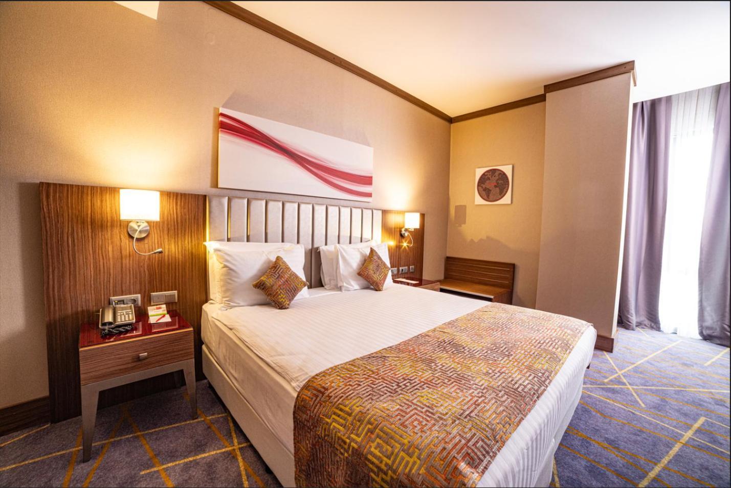 Ramada By Wyndham Istanbul Alibeykoy Hotel Buitenkant foto